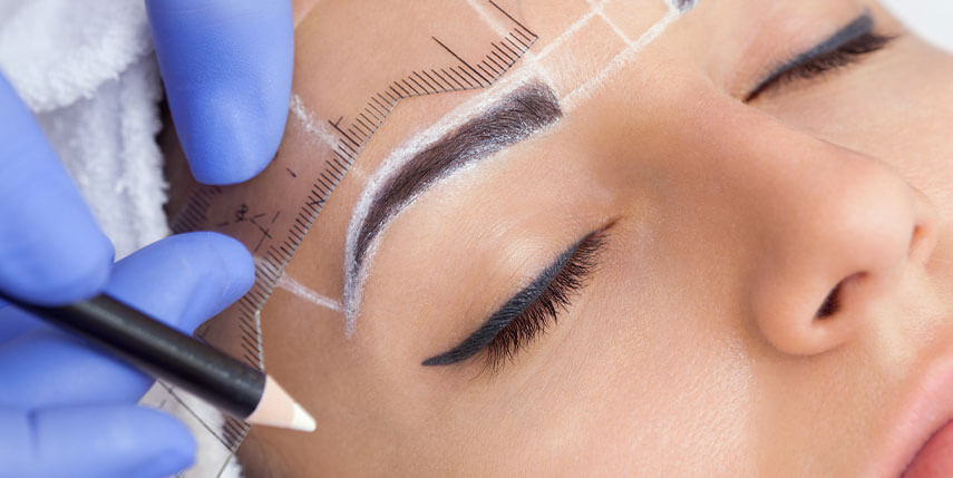 کاشت ابرو یا میکروبلیدینگ