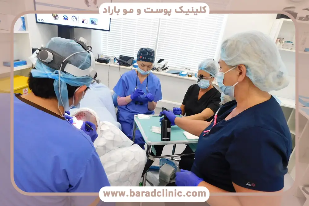 آماده‌سازی فولیکول‌ها در فیلم کاشت مو از اول تا اخر